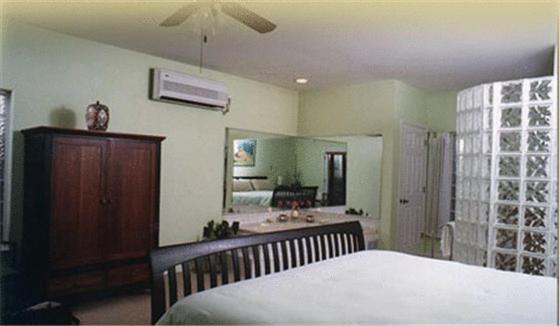 The White Orchid Inn And Spa Flagler Beach Room photo